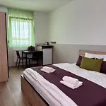 Venatus 2*