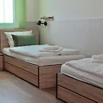 Venatus Hotel 2*